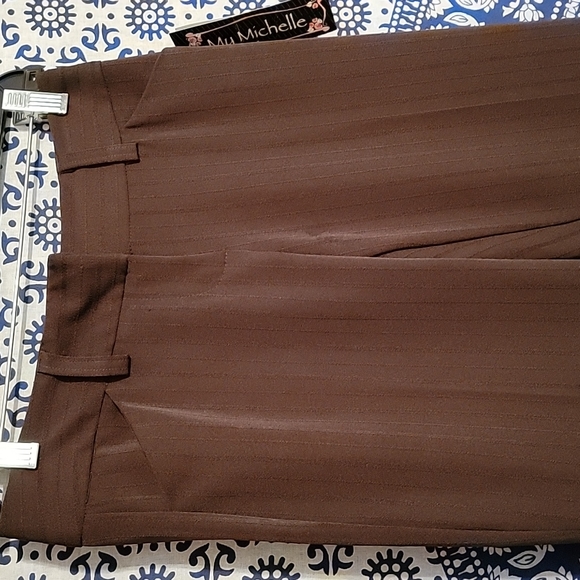 Dress pants - Picture 2 of 7